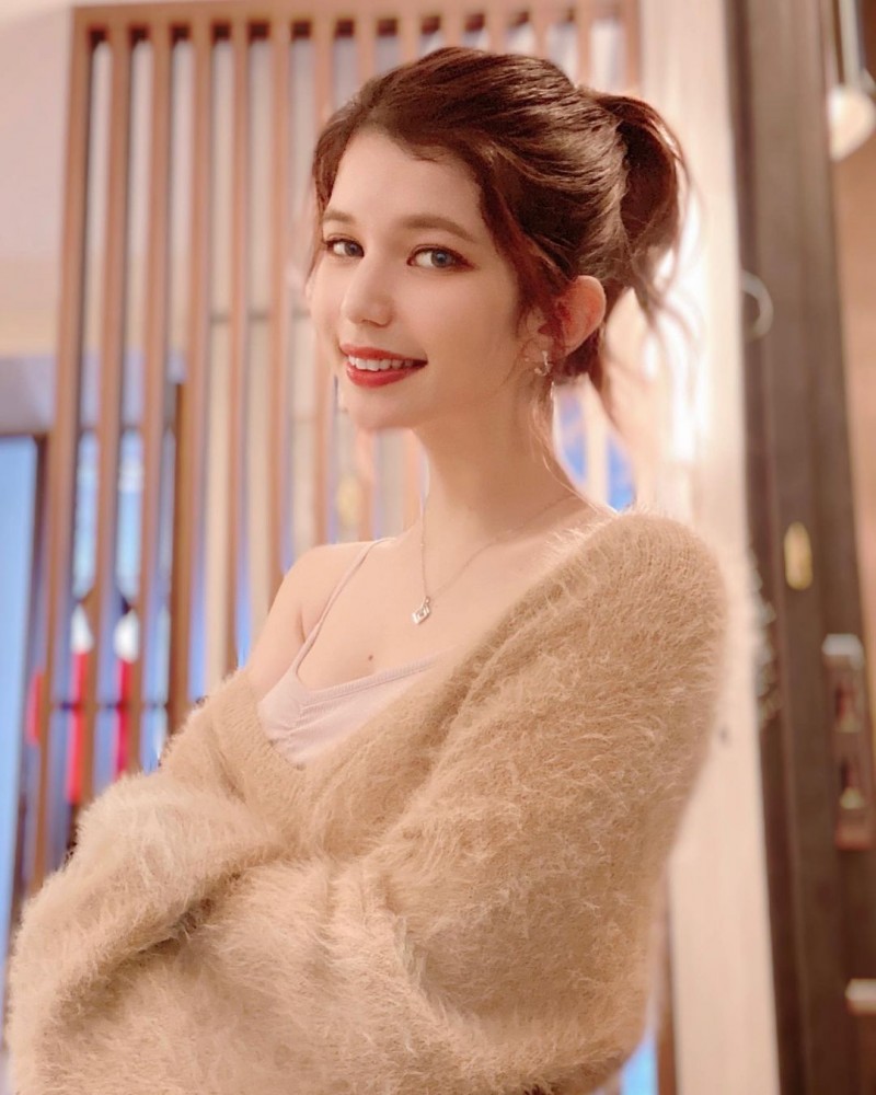Lauren Karen(ローレン花恋)作品STARS-607发布！F罩杯混血正妹惨被巨根调教到失禁痉挛！