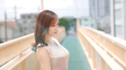 芦名ほのか(芦名穗花)出道作品DLDSS-137发布！超胸F奶！色气满满的公车女中了奇淫合欢散！