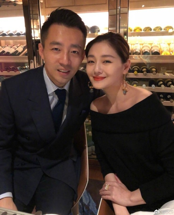 汪小菲发声明揭大S染疫患病，他托人照料却被骂，要求经纪人3日内抱歉