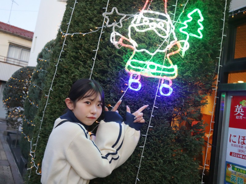 要和大家一起HIGH的人来疯美少女葵いぶき(葵伊吹)！