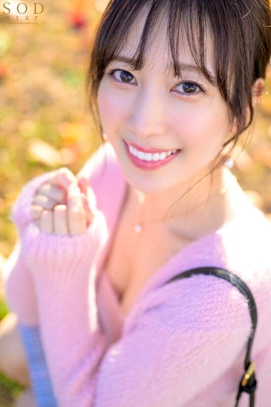小凑よつ叶(小凑四叶)两周年！特别企划带她走出摄影棚