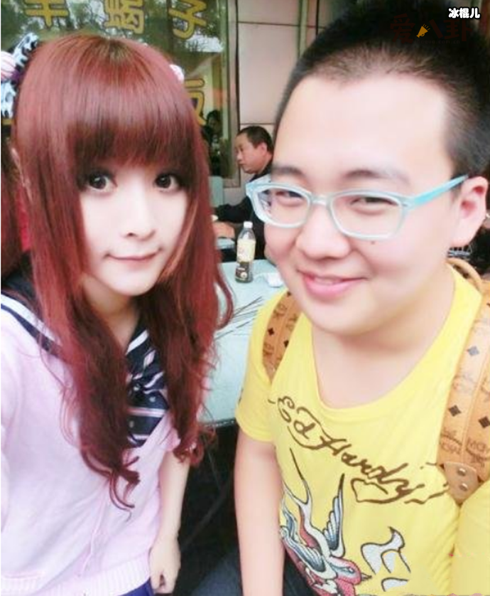 郭麒麟女友桃宝曝光, 身份竟然是一名网红coser