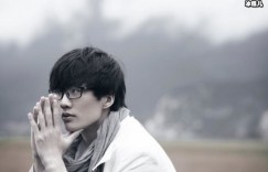 许嵩直播上热搜人气不减当年，导致服务器瘫痪