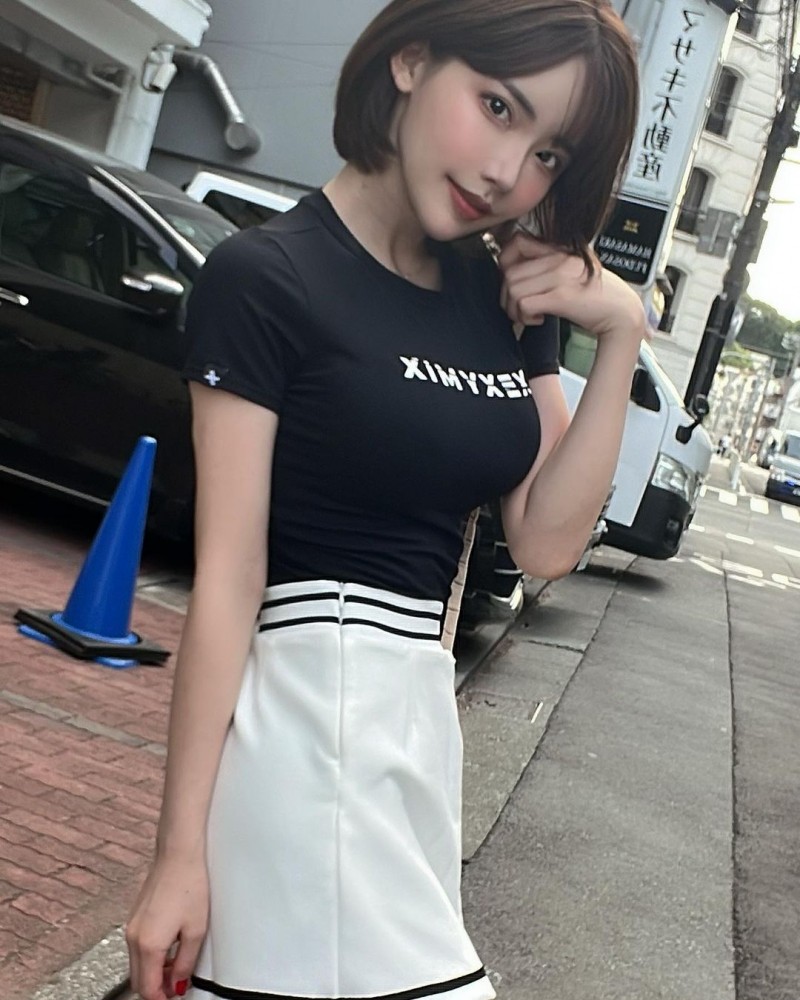 AV霸主深田えいみ(深田咏美)也要斜杠！拍片之余猛健身，巨乳细腰战力超强！