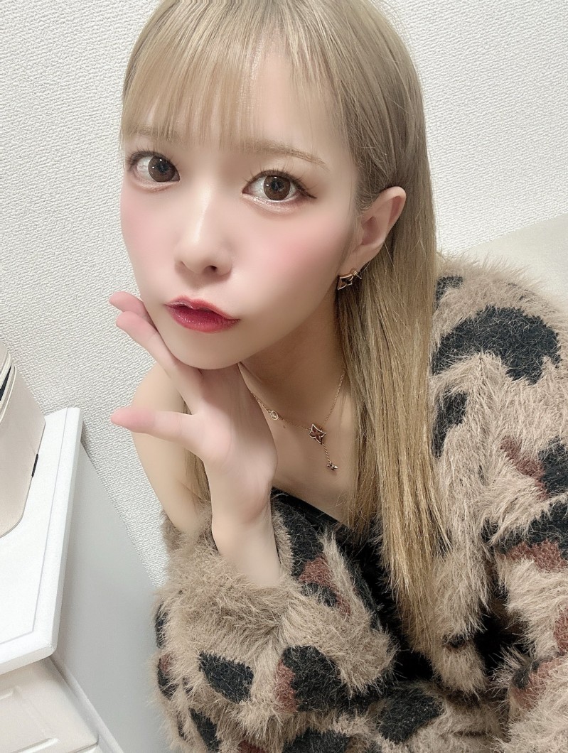 和出道时长得不一样了？円井萌華(圆井萌华)这么说⋯