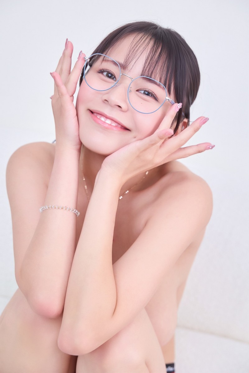 活动老被乱摸⋯田野忧决定反击了！