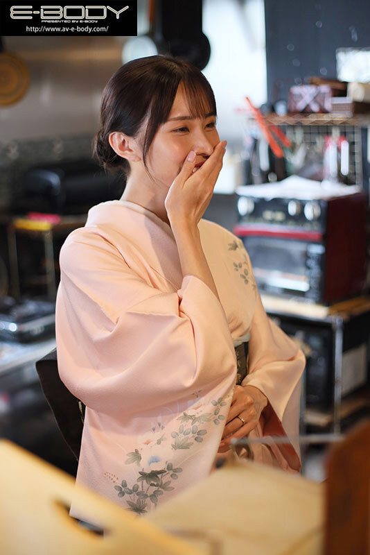 佐野秋帆出道作品EYAN-208发布！料亭の美人女将！优雅的她一上床就成荡妇！