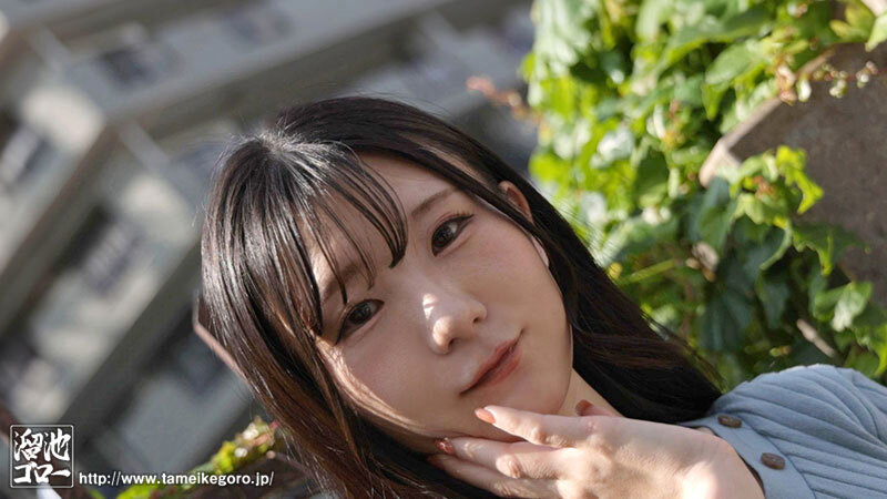 桜井れあ(桜井玲爱)出道作品MFYD-068发布!穿极小件比基尼出道的童颜G奶人妻,骑乘时的丰满乳量太诱人