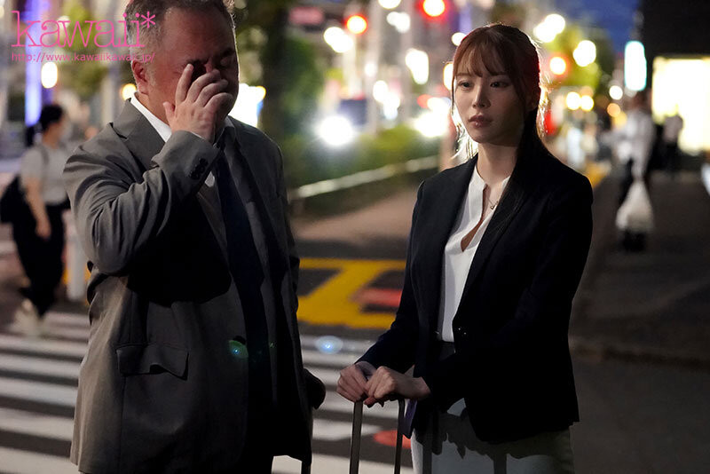 佐佐仓彩(CAWD-939)大物新人落难! 167公分、G罩杯、大长腿的笹仓彩解禁被狂射20发!