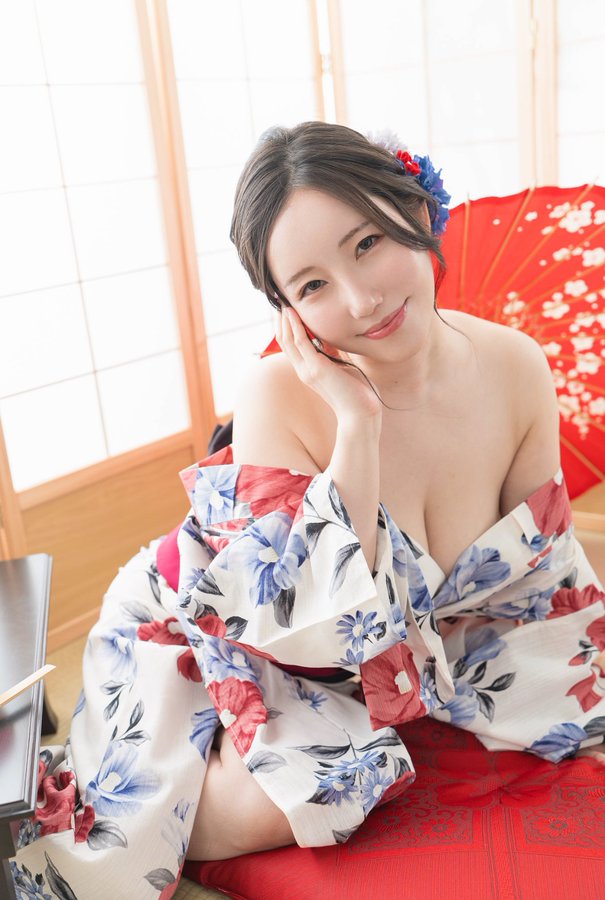 最新推荐！人气泳装模特儿「夏目玲香」精选作品介绍……