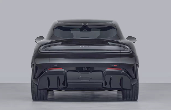 小米YU7 GT亮相工信部 预计售价40万起 剑指高端市场