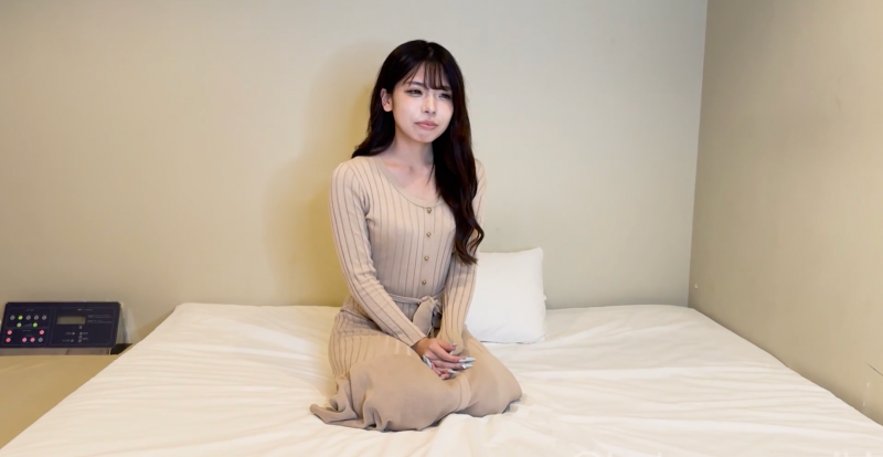 翔乃そら(翔乃空)出道作品CAWD-947发布!史上最幼A罩杯的交通警备员竟然是拍过无码肛交的高手!