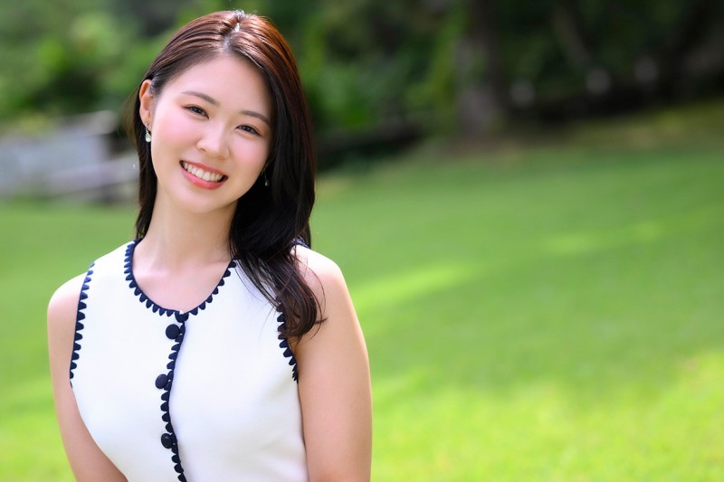 (JUR-067)麦当娜的超级新人!拥有纯白肌肤的美丽秋田犬女郎!久远美绪诞生了!