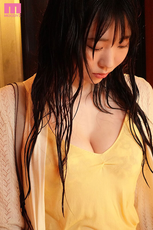 MIDA-258,「百田光稀」经典作品回顾！女友姐姐用湿漉漉的J奶诱惑我……