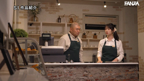 瀬戸环奈(SNOS-183) 在相部屋和「最强J奶后辈」狂激战,「巨乳贴玻璃」超辣画面太诱人!