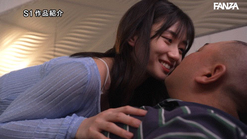瀬戸环奈(SNOS-183) 在相部屋和「最强J奶后辈」狂激战,「巨乳贴玻璃」超辣画面太诱人!