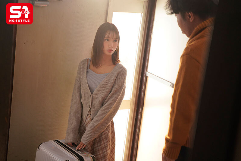 儿玉七海(SNOS-219) 放假不回家！「巨乳女大生」找舍监取暖，不小心就大干好几场
