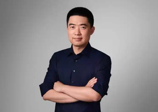 李想回应核心技术骨干离职：多数转向机器人行业