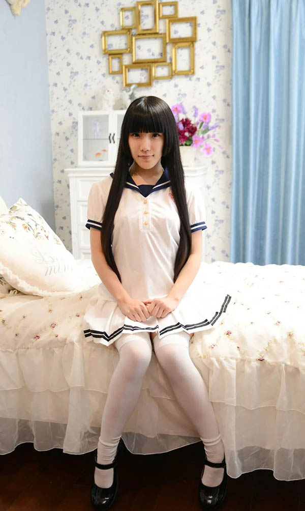 最新推荐!小只马贫乳萝莉「青井苺」精选作品介绍……