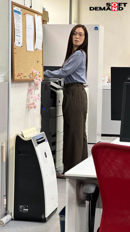 福原成佳(SDJS-372) 因为犯规了⋯SOD女子社员的她被惩处拍AV！