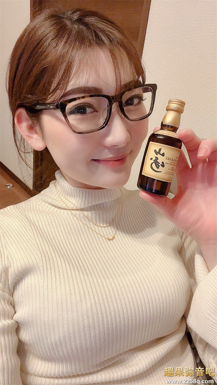 [DLDSS-075]DAHLIA给了她情欲女神的封号 杏奈能为它打下一片天吗？