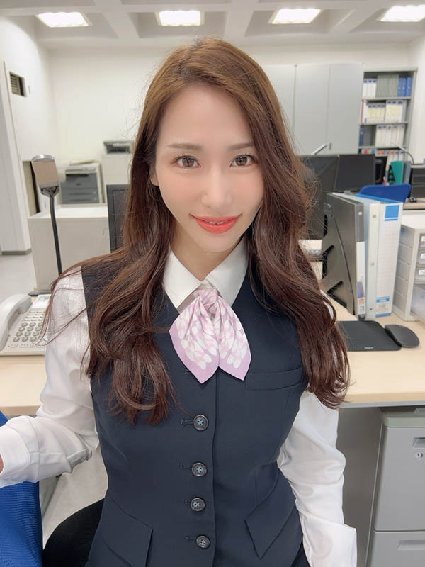最新推荐！巨乳女房仲「黑木奈美」精选作品介绍……